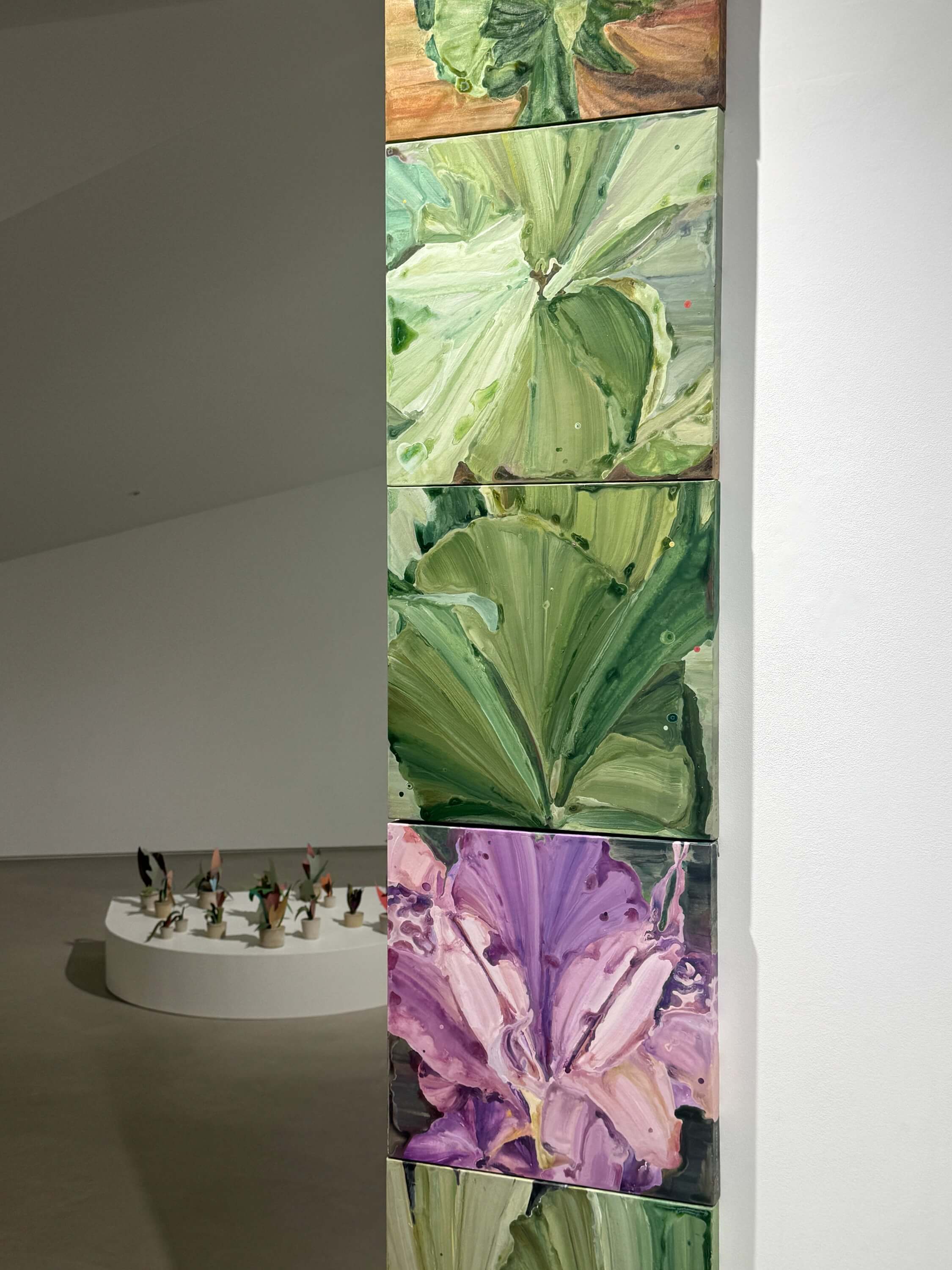 Inner frame
2025. 08. 14 - 09. 02

· 주최 및 주관 : 히든엠갤러리
· 전시작가 : 문기전, 원나래, 전희경, 진풀