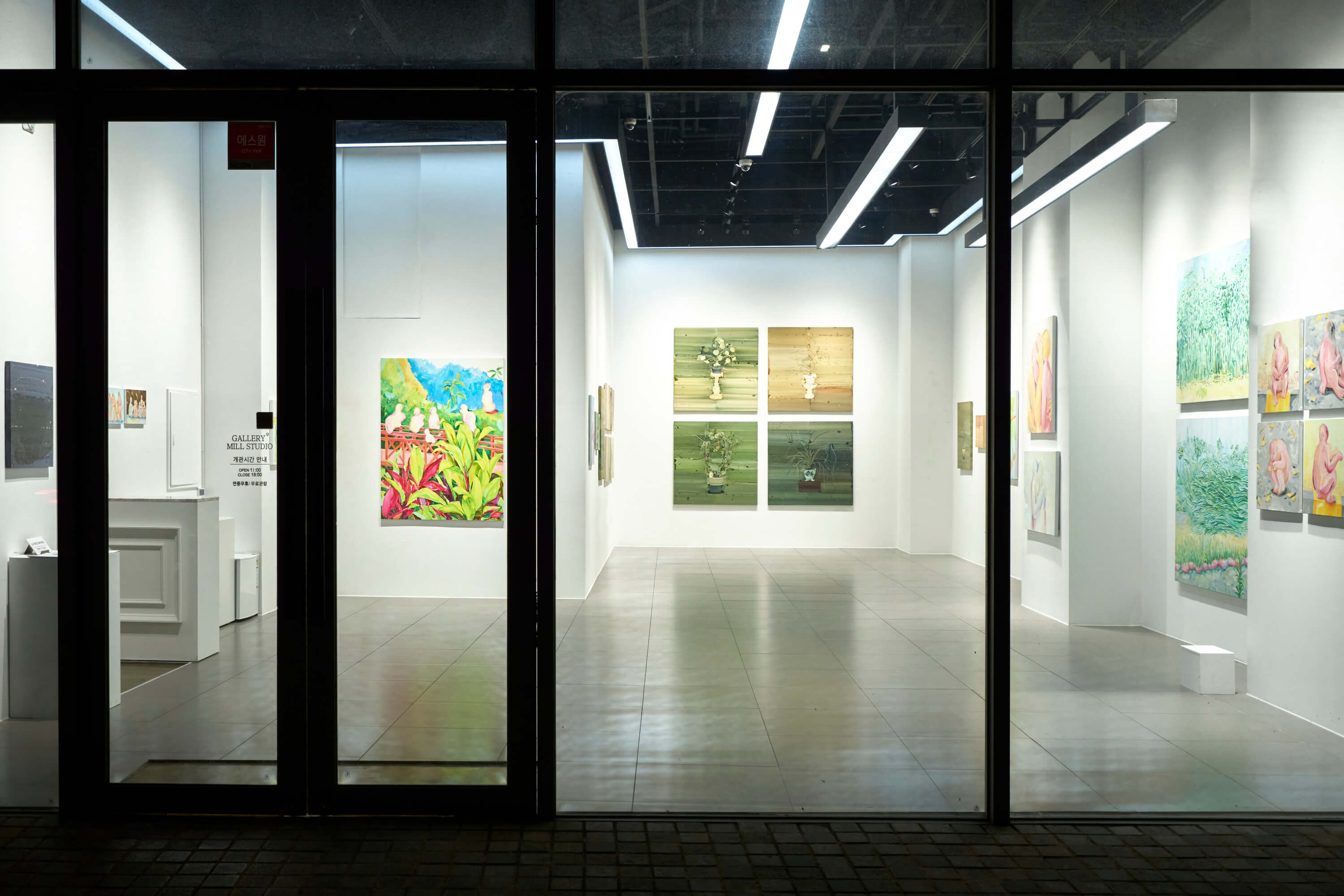 씨줄과 날줄 Weft and Wrap
2024. 06. 06 - 06. 19

· 주최 및 주관 : 갤러리 밀스튜디오
· 전시작가 : 원나래, 이은우
· 사진 : 최철림